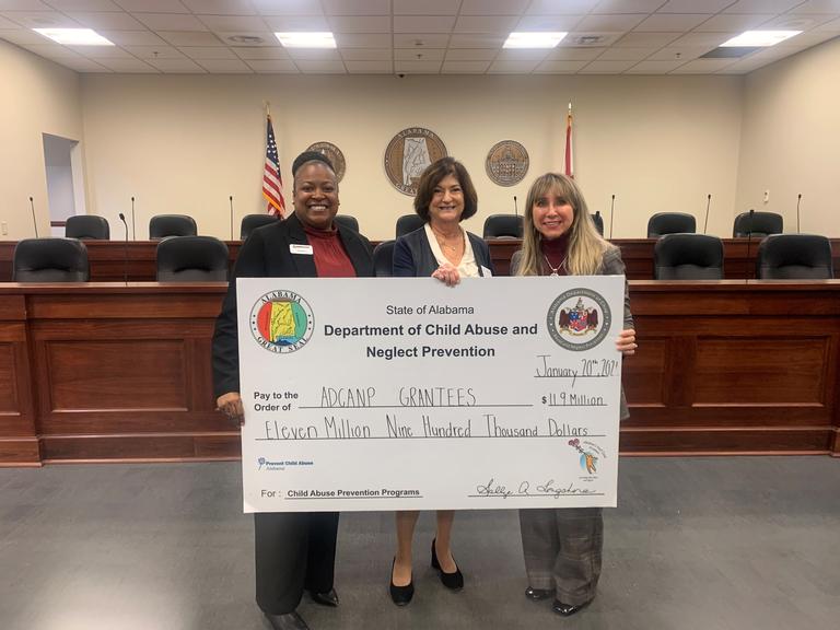 Gadsden State Skills Training Division receives grant
